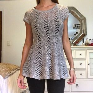 Crochet crew neck top with cap sleeve - S